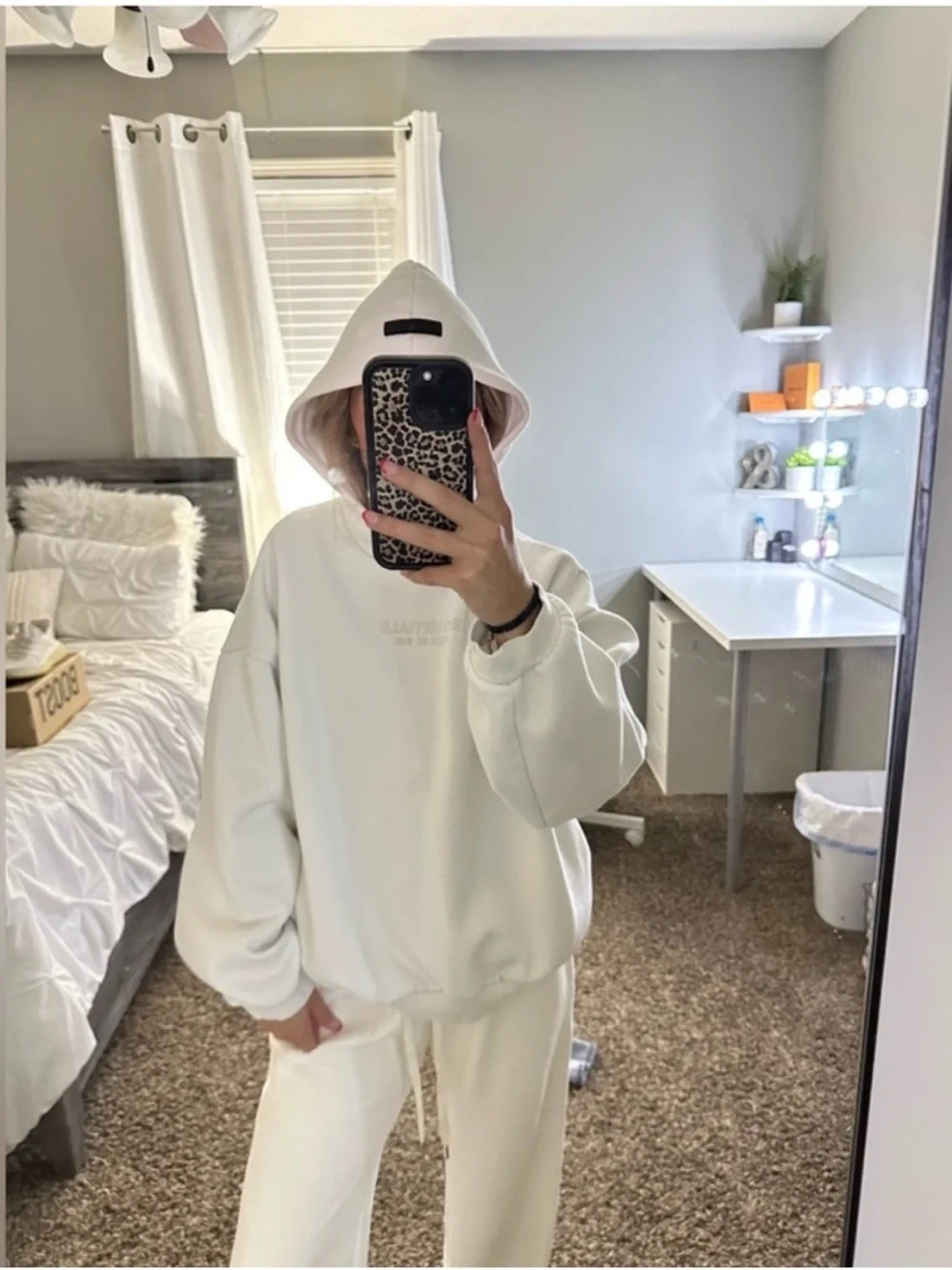 Essentials Fear of God Cloud Dancer White Hoodie - Picture 14 of 14
